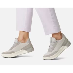 SOREL Out N About III Gray City Sneakers in Moonstone Dove Size 9.5